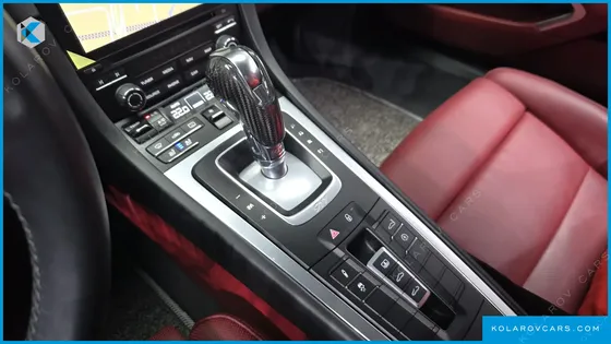 PORSCHE 911 CARRERA 4S