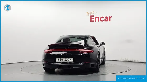 PORSCHE 911 TARGA 4 GTS