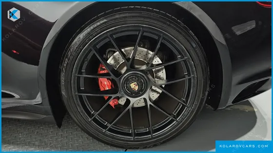 PORSCHE 911 TARGA 4 GTS