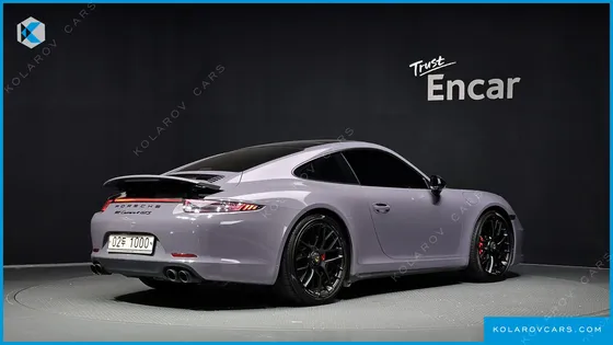 PORSCHE 911 CARRERA 4 GTS