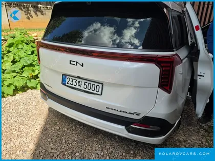 KIA CARNIVAL HEV 7-SEATER HI-LIMOUSINE (SPECIAL VEHICLE)