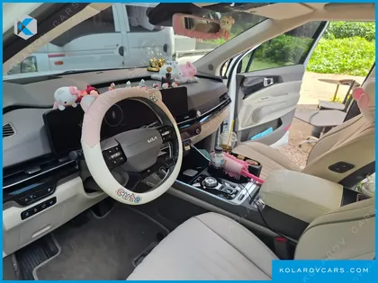 KIA CARNIVAL HEV 7-SEATER HI-LIMOUSINE (SPECIAL VEHICLE)