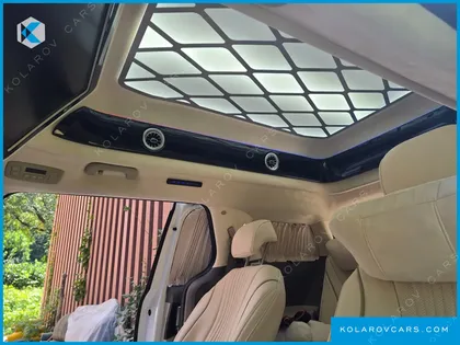 KIA CARNIVAL HEV 7-SEATER HI-LIMOUSINE (SPECIAL VEHICLE)