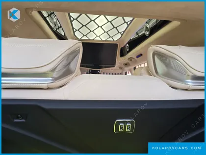 KIA CARNIVAL HEV 7-SEATER HI-LIMOUSINE (SPECIAL VEHICLE)