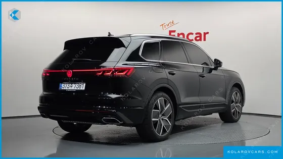 VOLKSWAGEN TOUAREG 3.0 TDI R-LINE FINAL EDITION