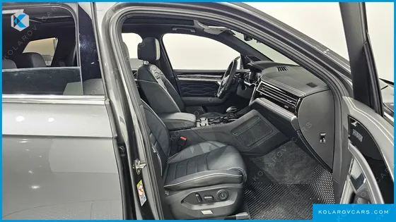 VOLKSWAGEN TOUAREG 3.0 TDI R-LINE