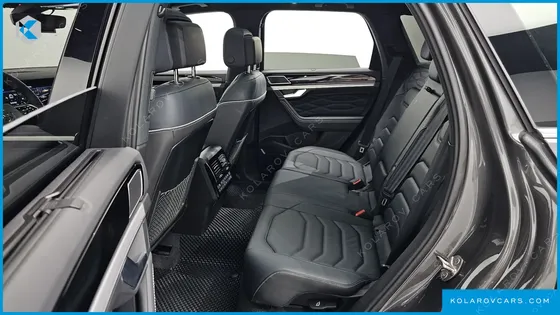 VOLKSWAGEN TOUAREG 3.0 TDI R-LINE