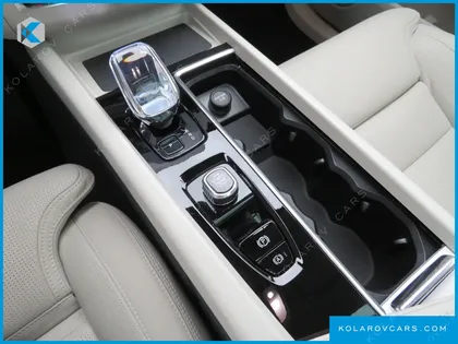 VOLVO XC60 T8 ULTRA BRIGHT
