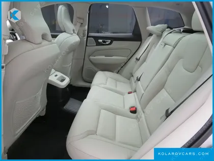 VOLVO XC60 T8 ULTRA BRIGHT