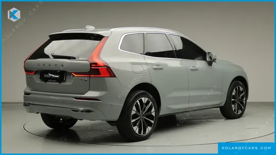 VOLVO XC60 T8 ULTRA BRIGHT