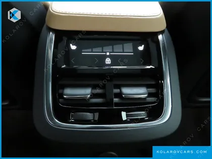 VOLVO XC90 T8 ULTIMATE BRIGHT HYBRID