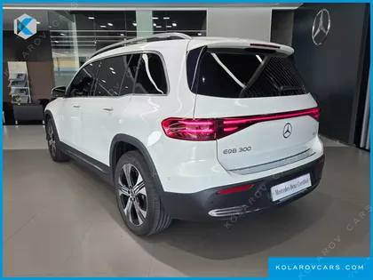 MERCEDES EQB EQB300 4MATIC PROGRESSIVE