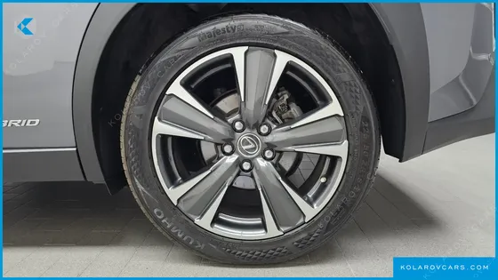 LEXUS UX 2.0 AWD