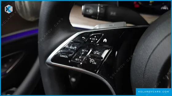 MERCEDES E-CLASS E300E 4MATIC EXCLUSIVE
