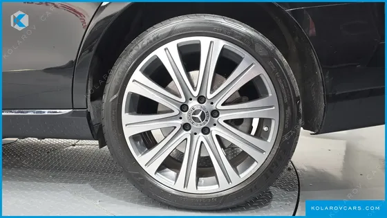MERCEDES E-CLASS E300E 4MATIC EXCLUSIVE