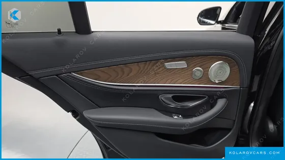 MERCEDES E-CLASS E300E 4MATIC EXCLUSIVE