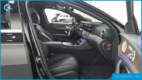 MERCEDES E-CLASS E300E 4MATIC EXCLUSIVE