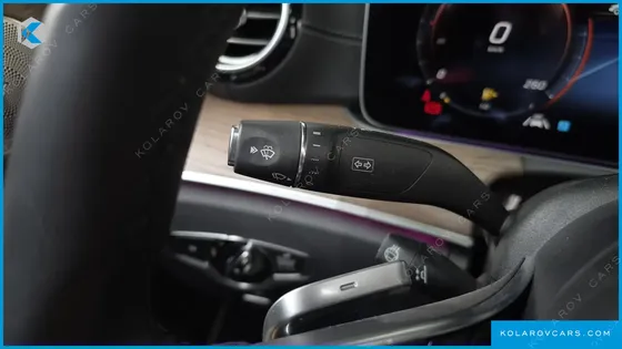 MERCEDES E-CLASS E300E 4MATIC EXCLUSIVE