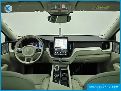VOLVO XC60 T8 ULTRA BRIGHT