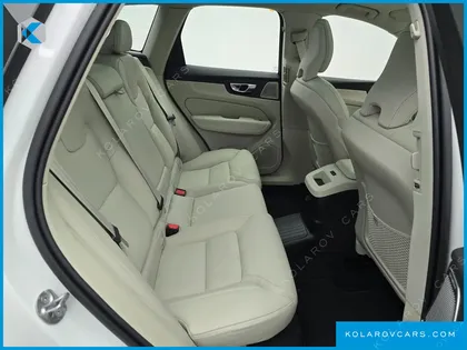 VOLVO XC60 T8 ULTRA BRIGHT