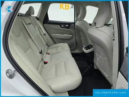 VOLVO XC60 T8 ULTRA BRIGHT