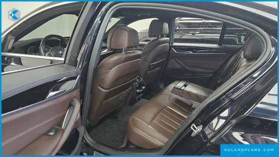 BMW 5 SERIES 530E M SPORT
