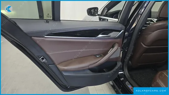 BMW 5 SERIES 530E M SPORT