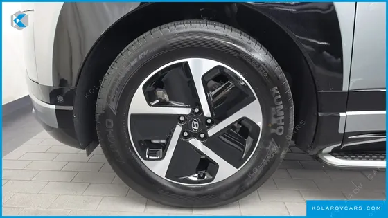 HYUNDAI IONIQ 9 CRUISE TYPE 2WD