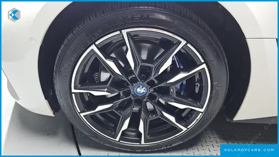 BMW I4 M50