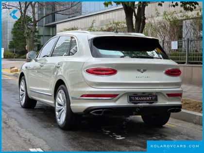 BENTLEY BENTAYGA 4.0 V8 AZURE