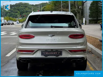 BENTLEY BENTAYGA 4.0 V8 AZURE