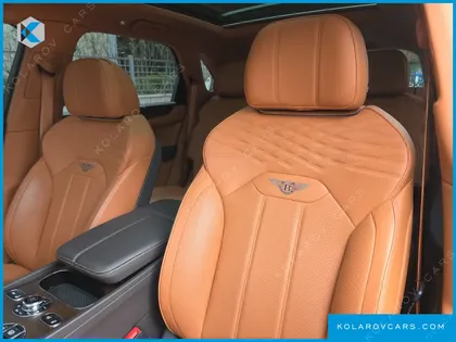 BENTLEY BENTAYGA 4.0 V8 AZURE