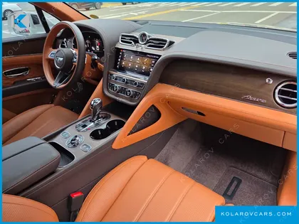 BENTLEY BENTAYGA 4.0 V8 AZURE