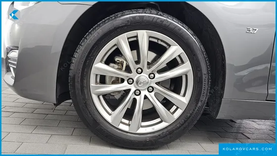 INFINITY Q70 3.7 STYLE