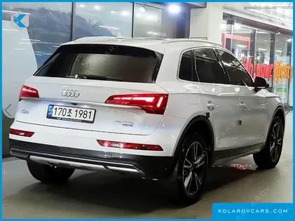 AUDI Q5 45 TFSI QUATTRO