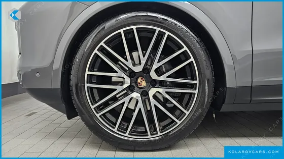 PORSCHE CAYENNE 3.0 COUPE