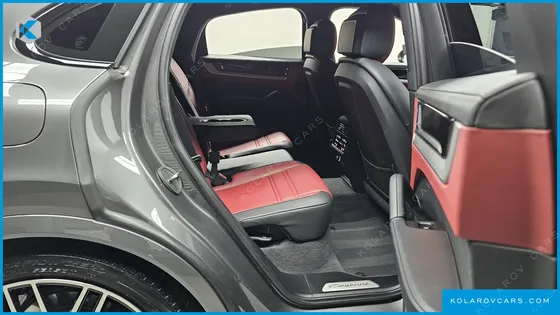 PORSCHE CAYENNE 3.0 COUPE