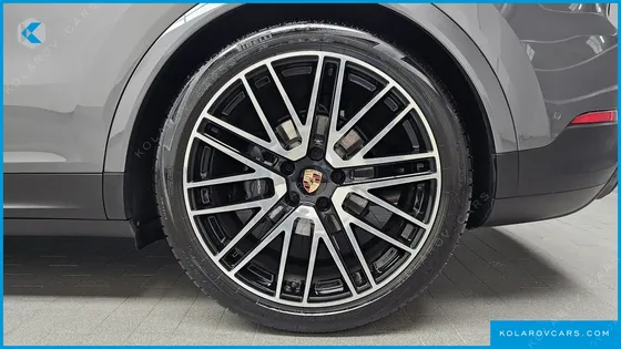 PORSCHE CAYENNE 3.0 COUPE