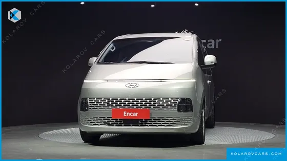 HYUNDAI STARIA CARGO 5-SEATER