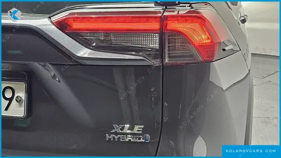 TOYOTA RAV4 2.5 2WD HYBRID XLE
