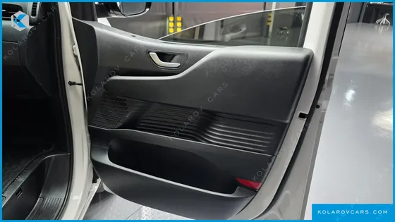 HYUNDAI STARIA CARGO 3-SEATER