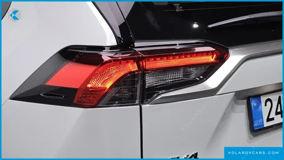TOYOTA RAV4 2,5 4WD HYBRID LTD