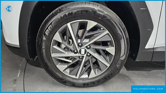 HYUNDAI TUCSON GASOLINE 1.6 TURBO 2WD