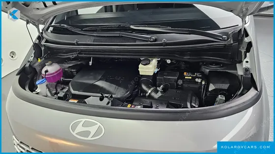 HYUNDAI STARIA TOURER 9-SEATER
