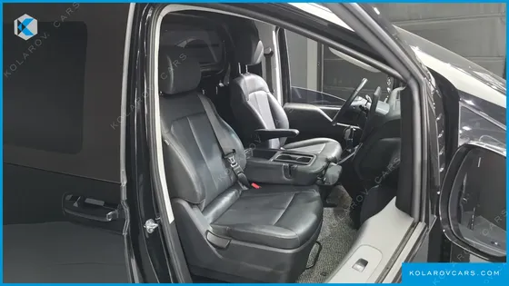 HYUNDAI STARIA CARGO 3-SEATER