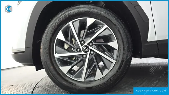 HYUNDAI TUCSON GASOLINE 1.6 TURBO 2WD