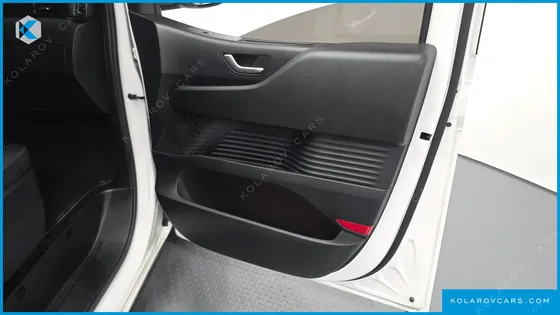 HYUNDAI STARIA CARGO 3-SEATER