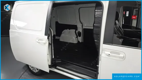 HYUNDAI STARIA CARGO 3-SEATER
