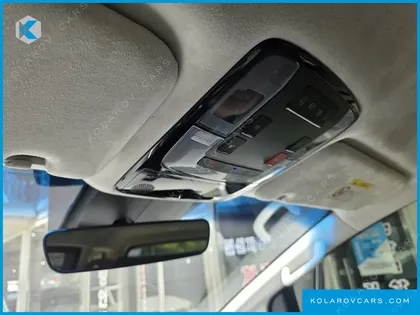HYUNDAI STARIA LOUNGE 9-SEATER