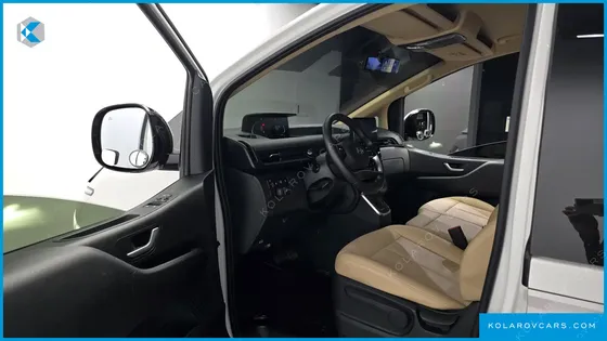 HYUNDAI STARIA HEV 1.6 CARGO 3-SEATER